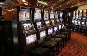 f 25 Live Casino